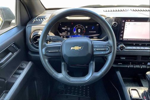 2024 Chevrolet Colorado WT