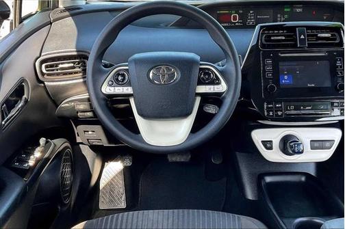 2018 Toyota Prius One
