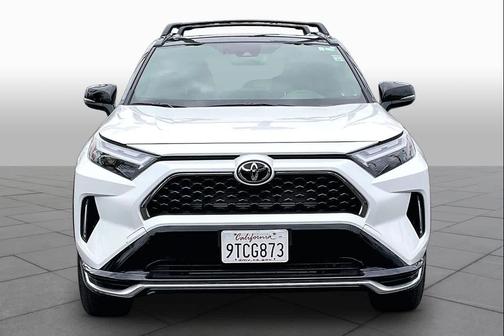 Wind Chill Pearl/Midnight Black Metallic 2025 Toyota RAV4 Hybrid SE