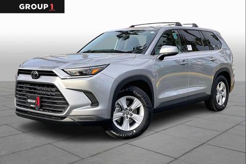 2026 Toyota Highlander LE
