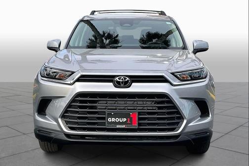 2026 Toyota Highlander LE