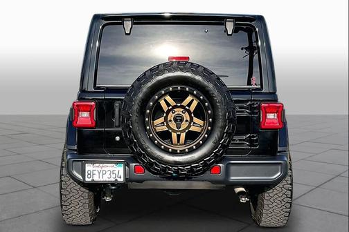 Black Clearcoat 2018 Jeep Wrangler Unlimited Sahara