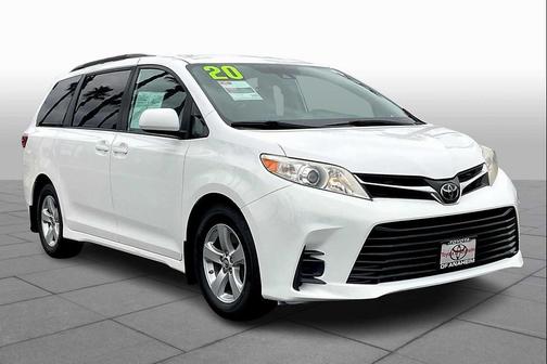 2020 Toyota Sienna LE