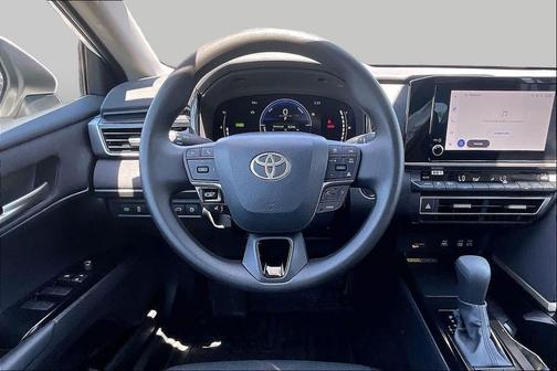 Ice Cap 2026 Toyota Camry LE