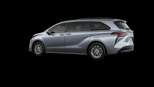 2025 Toyota Sienna LE