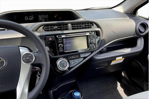 2015 Toyota Prius c One