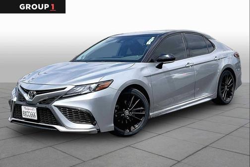 Celestial Silver/Midnight Black Metallic 2021 Toyota Camry XSE