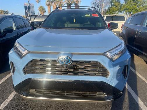 2024 Toyota RAV4 Hybrid SE