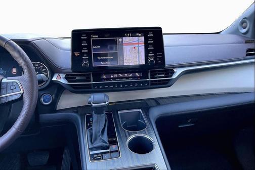 2024 Toyota Sienna Platinum