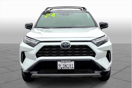 2024 Toyota RAV4 Hybrid SE