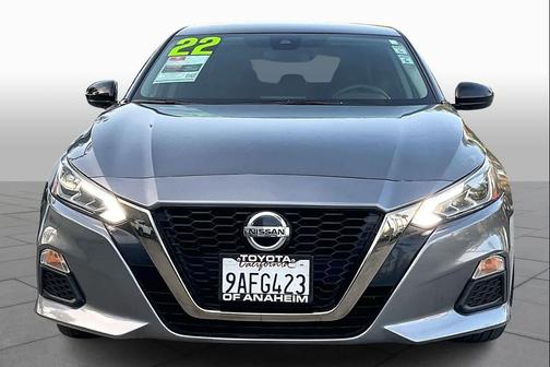 2022 Nissan Altima SR FWD