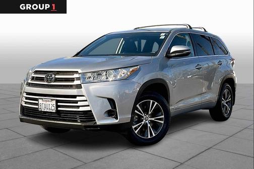 2018 Toyota Highlander LE I4