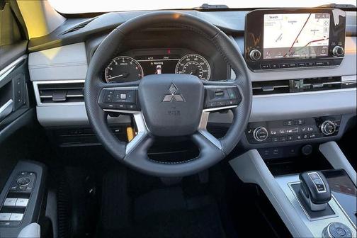 2022 Mitsubishi Outlander SEL Special Edition 2WD