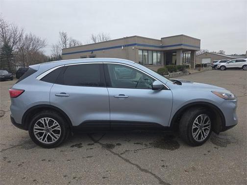 2022 Ford Escape SEL