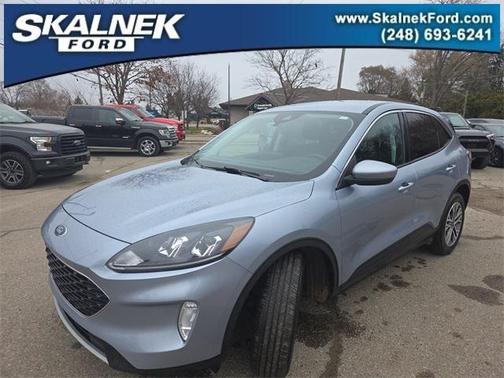 2022 Ford Escape SEL
