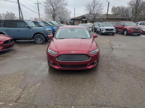 2015 Ford Fusion SE