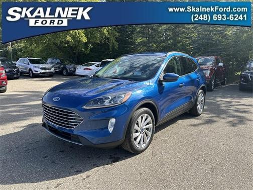2022 Ford Escape Titanium