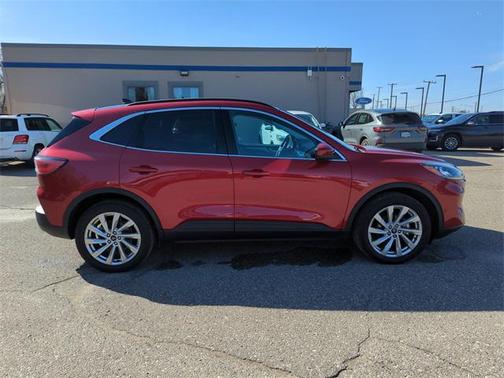 2021 Ford Escape Titanium