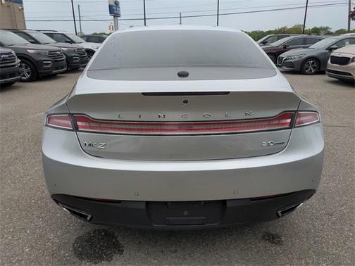 2015 Lincoln MKZ Base
