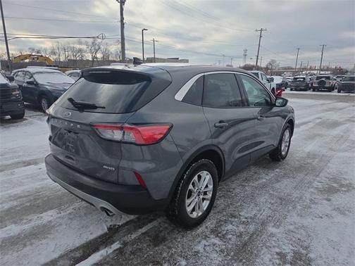 2021 Ford Escape SE