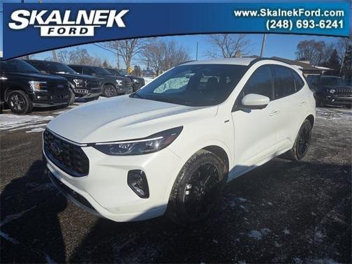 2023 Ford Escape ST-Line Elite