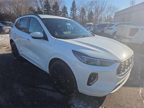 2023 Ford Escape ST-Line Elite