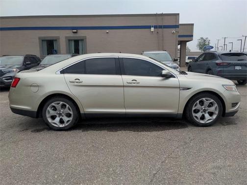 2010 Ford Taurus SEL