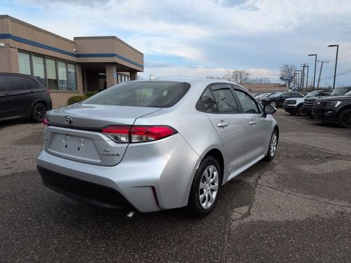 Classic Silver Metallic 2024 Toyota Corolla LE