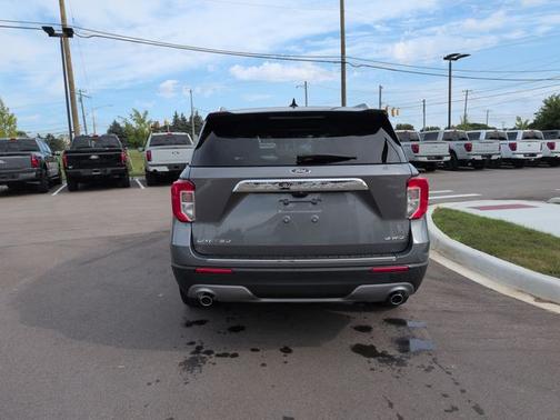 CARBONIZED GRAY METALLIC 2023 Ford Explorer LIMITED