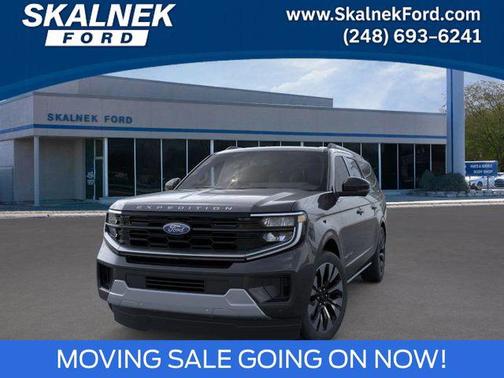 Dark Matter Gray Metallic 2026 Ford Expedition Max Platinum