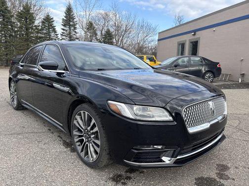 2017 Lincoln Continental Select