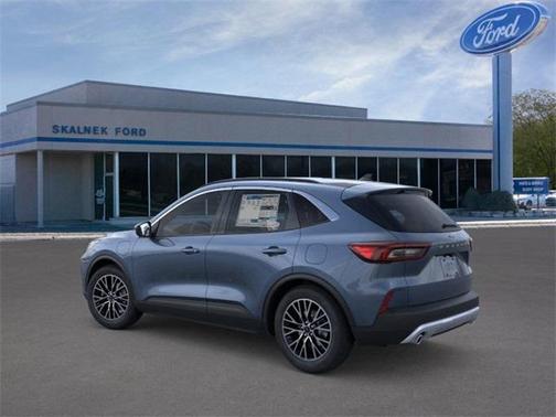 2026 Ford Escape PHEV SE
