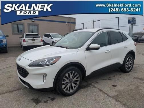 2020 Ford Escape Titanium