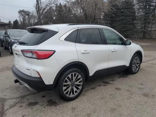 2020 Ford Escape Titanium