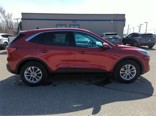 2021 Ford Escape SE