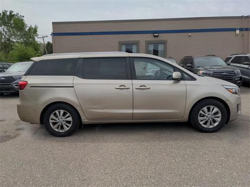 2016 Kia Sedona LX