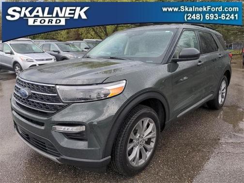 2023 Ford Explorer XLT