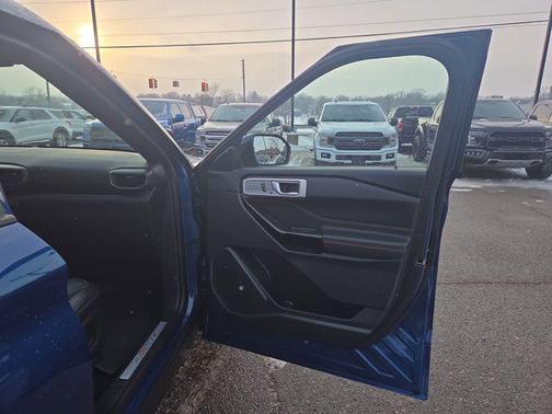 2023 Ford Explorer ST-Line