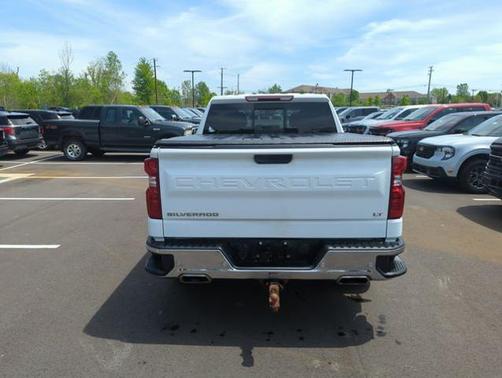 Summit White 2021 Chevrolet Silverado 1500 LT