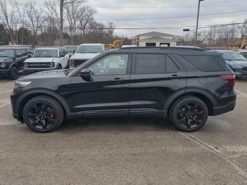2023 Ford Explorer ST