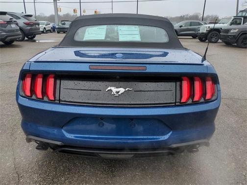 2022 Ford Mustang EcoBoost Premium