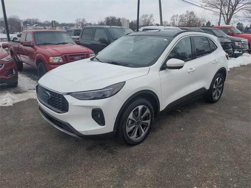 2024 Ford Escape Platinum