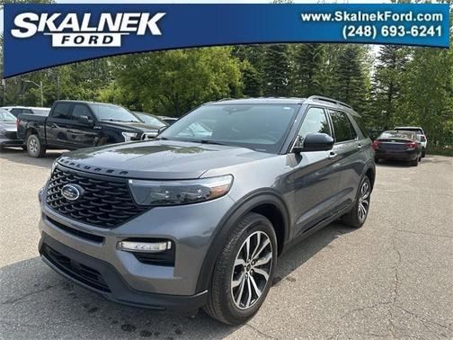2022 Ford Explorer ST-Line