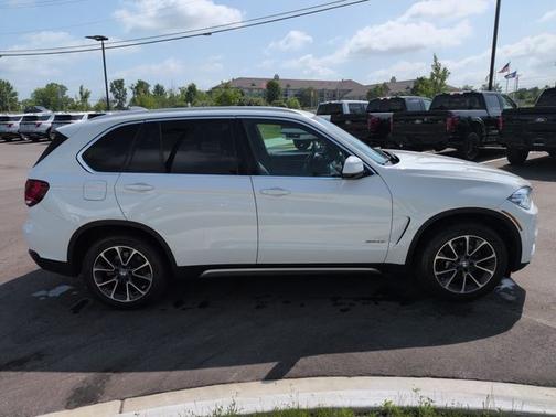 Alpine White 2017 BMW X5 XDRIVE35I