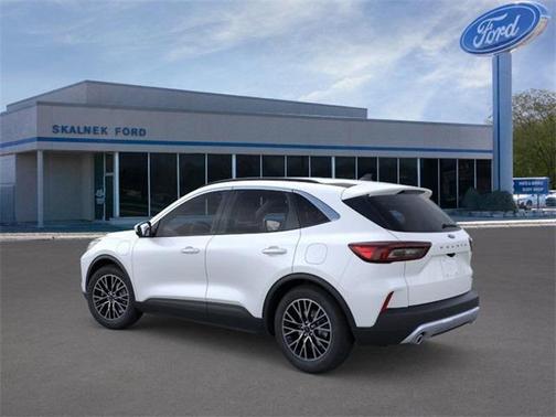 2025 Ford Escape PHEV SE