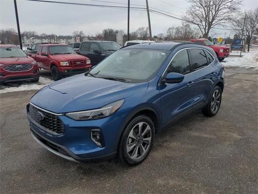 2023 Ford Escape Platinum