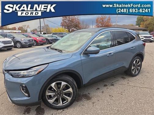 2023 Ford Escape Platinum