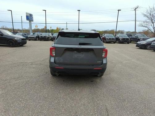 CARBONIZED GRAY METALLIC 2023 Ford Explorer ST-LINE