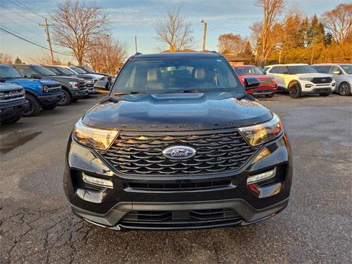 2023 Ford Explorer ST-Line