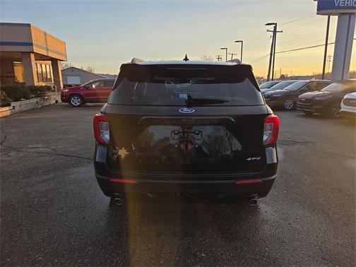 2023 Ford Explorer ST-Line